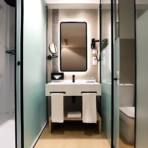 https://villa-olimpic-suites-hotel-spa.topbarcelonahotels.com